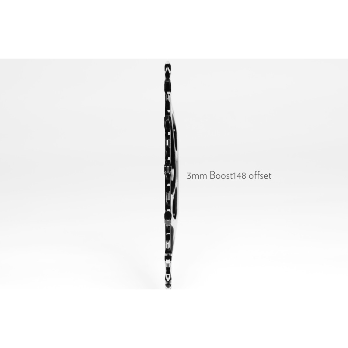 AbsoluteBlack RaceFace Oval Cinch BOOST148 hammasratas | 3mm Offset | DM | 1x12/11/10-käiguline | Gold