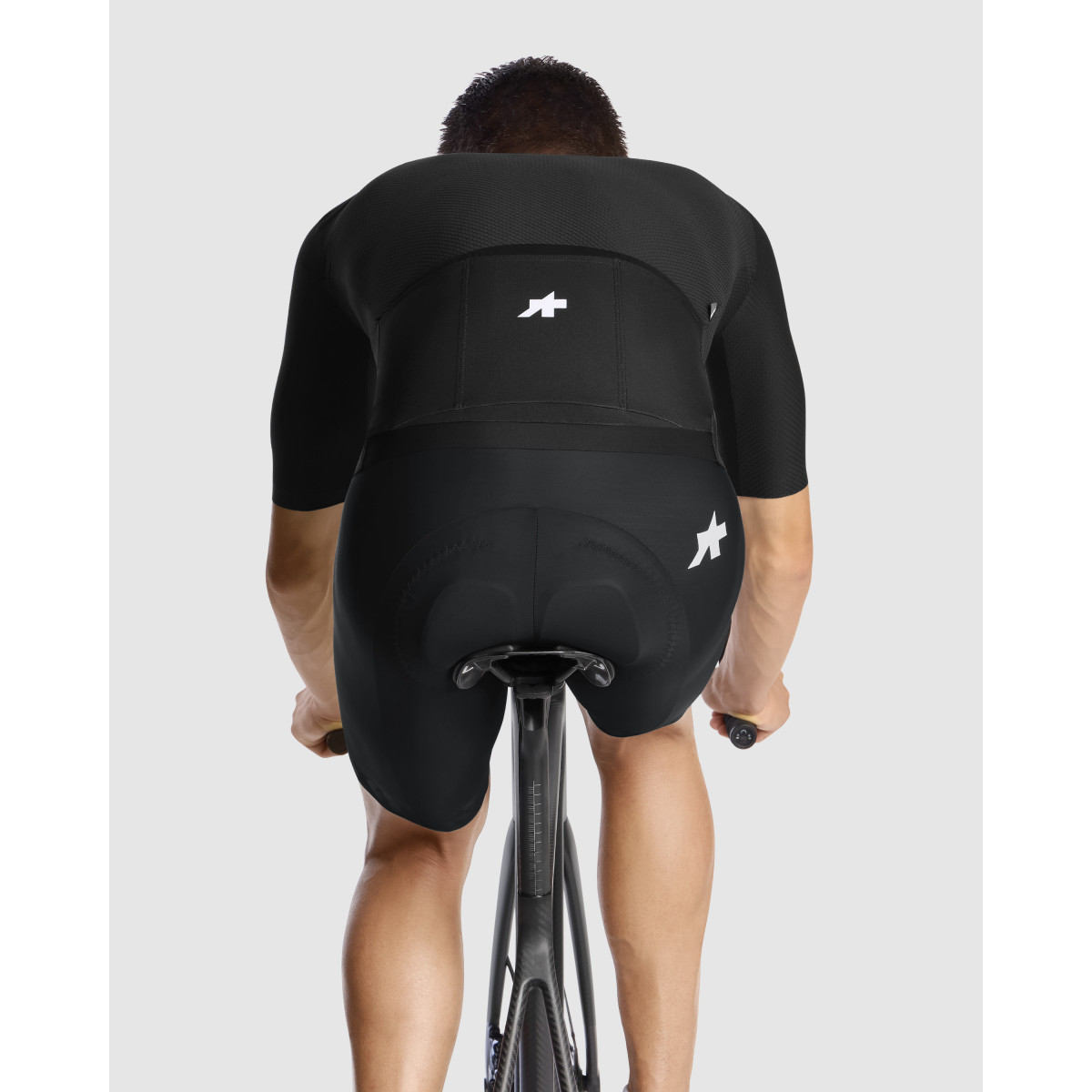 Assos Equipe R S11 vīriešu krekls | Black Series