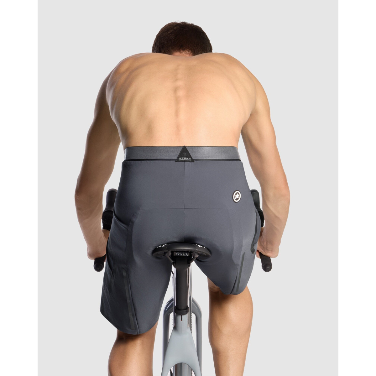 Assos Trail Tactica Cargo T3 šorti | Torpedo Grey
