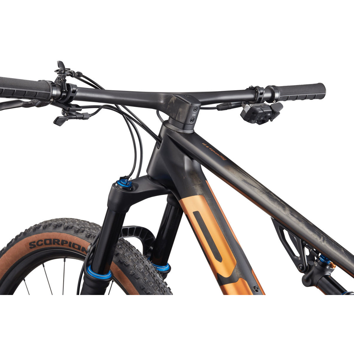 BMC Fourstroke R 01 One kalnu velosipēds | Carbon - Firestorm