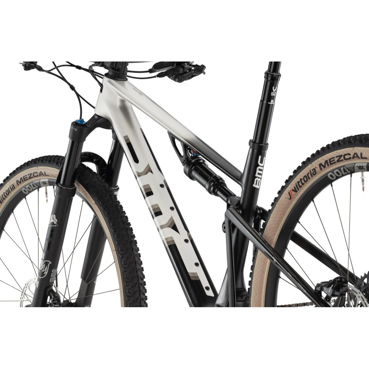 BMC Fourstroke Two kalnu velosipēds | Arctic Silver - melns