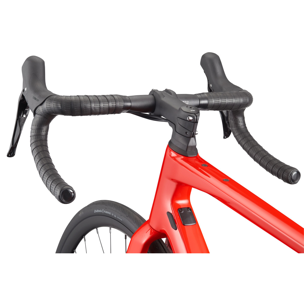 BMC Roadmachine Three maanteeratas | Vibrant Red