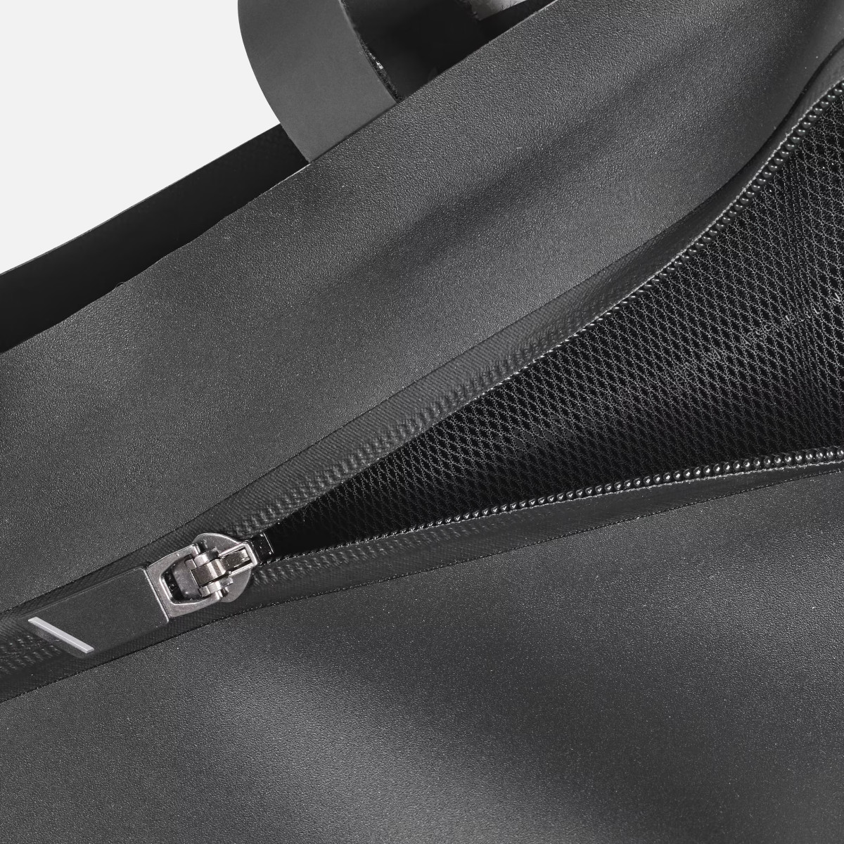 Canyon Midloader Universal Wide rāmja soma | 2,0 L
