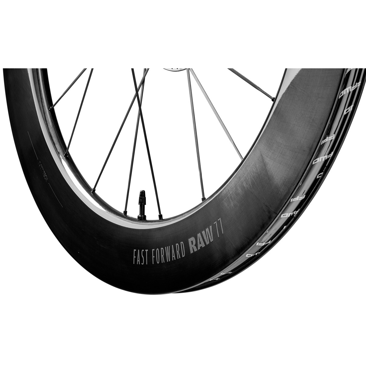 Fast Forward RAW 77 süsinikveljed | Gloss Black