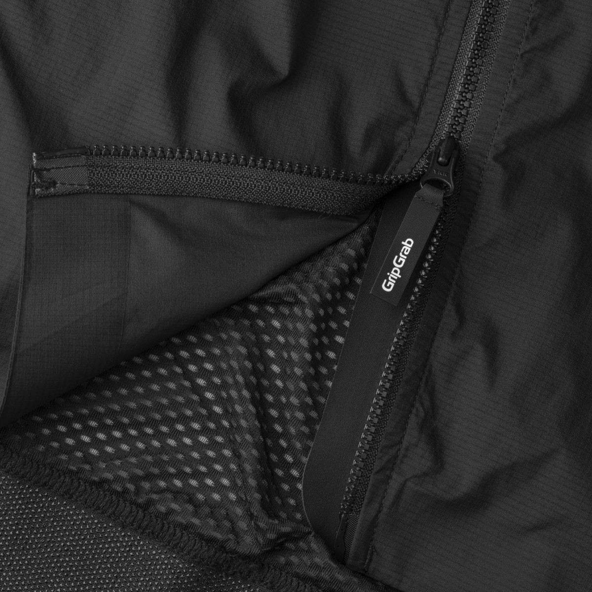 GripGrab PACR Vēja necaurlaidīga viegla sieviešu veste | Black