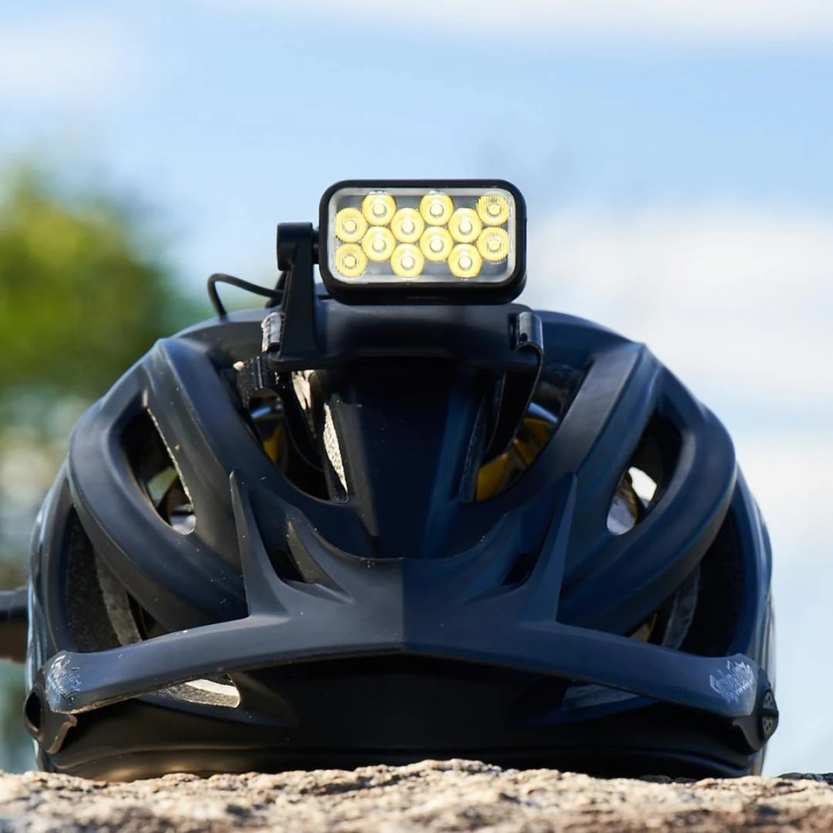 Knog Blinder X 2300 jalgratta jalgratta esituli | Helmet Kit