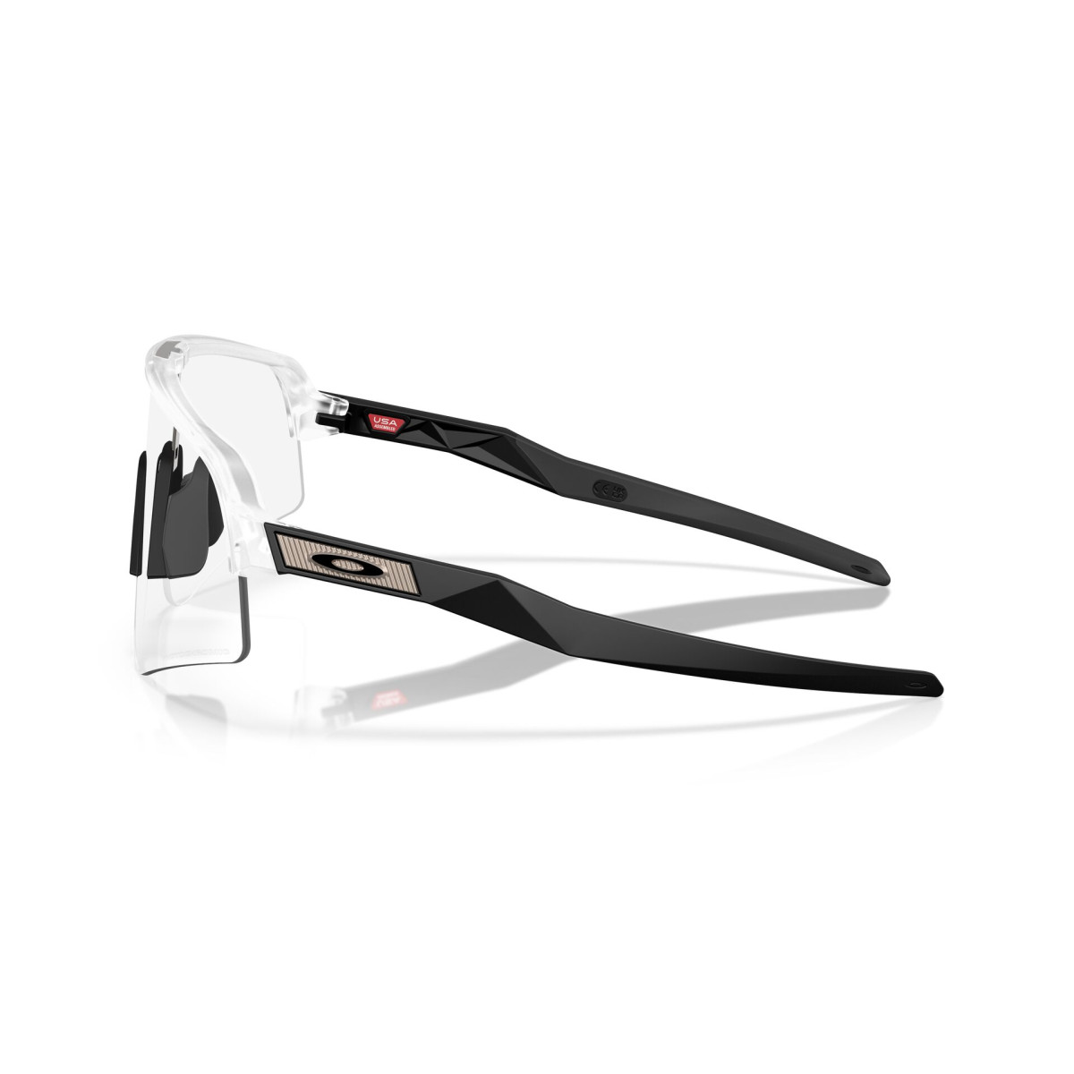 Oakley Sutro Lite Sweep päikeseprillid | Matte Clear - Clear to Black Iridium Photochromic