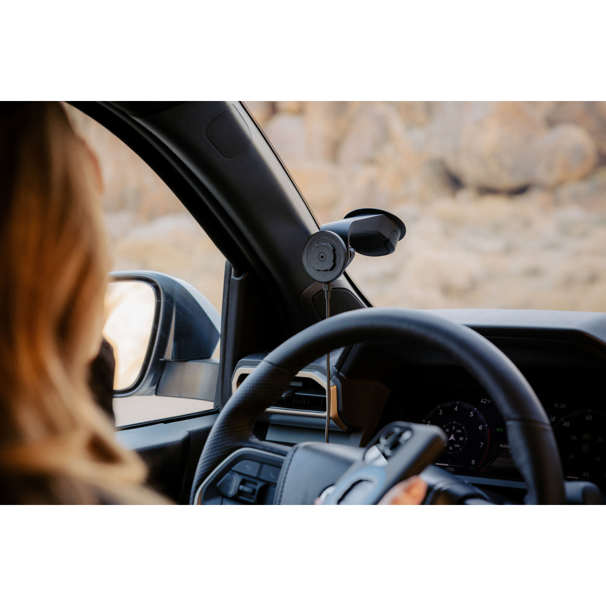 Quad Lock® Windscreen 2 stiprinājums automašīnas vējstiklam