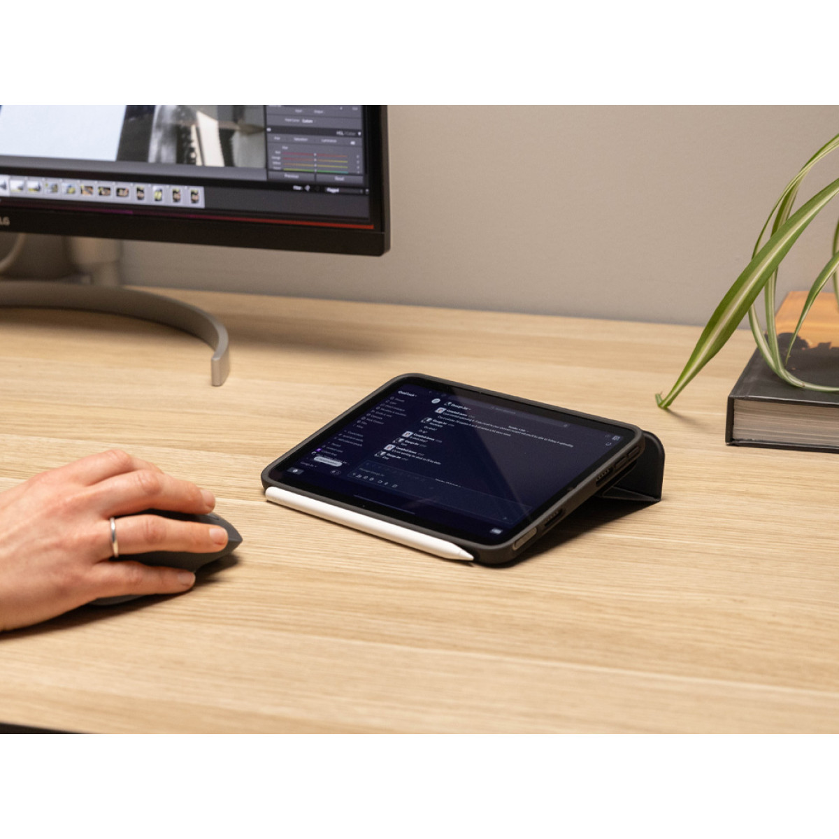 Quad Lock® MAG iPad Mini (6. paaudzes) Folio aizsardzība