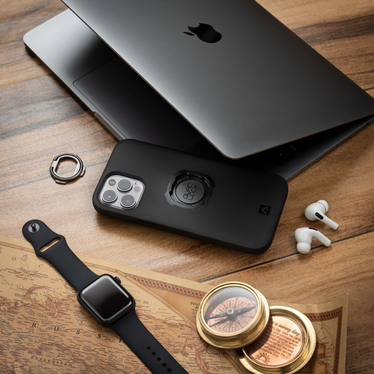 Quad Lock® iPhone 15 Plus ümbris