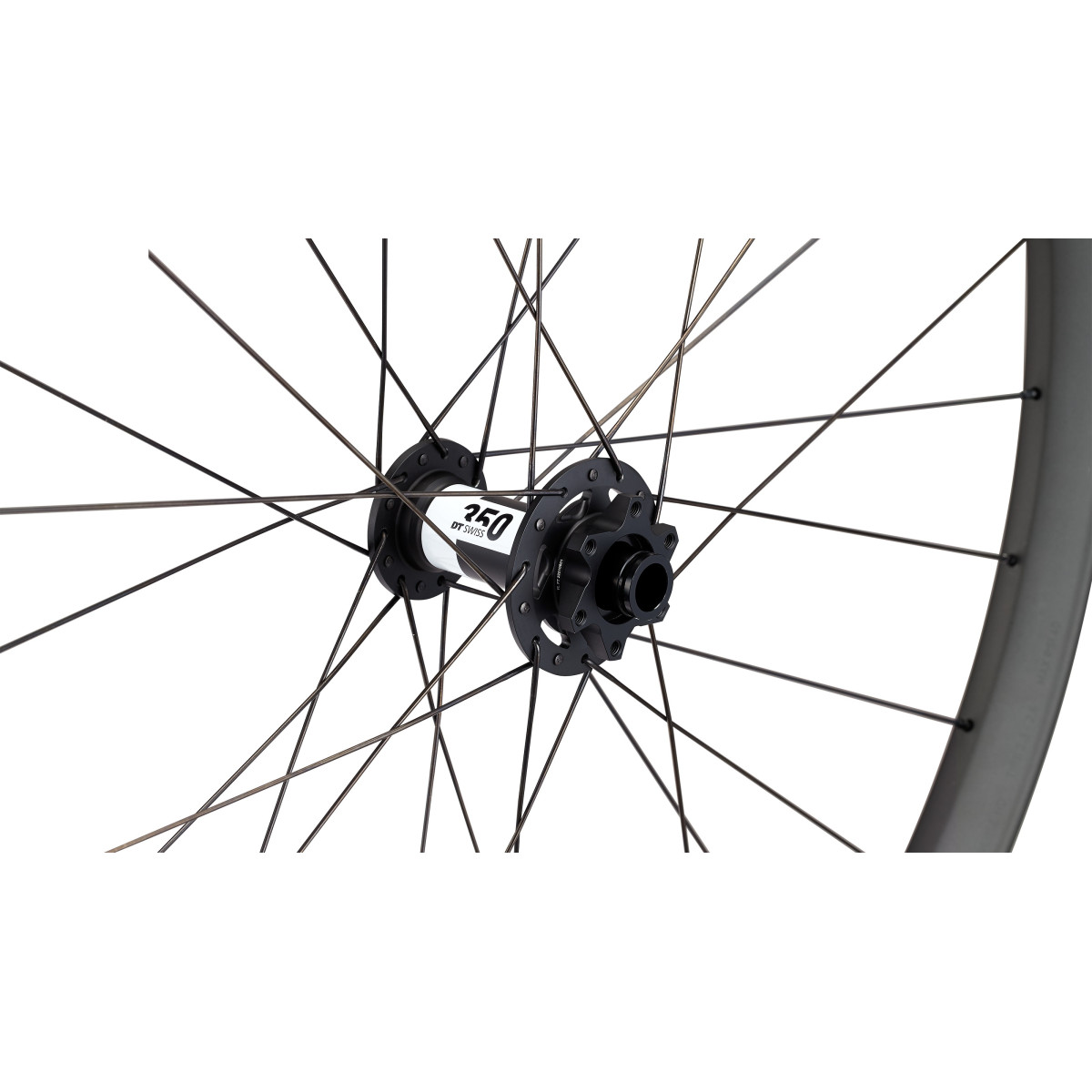 Roval Traverse HD 350  DEG 29" Carbon esiratas