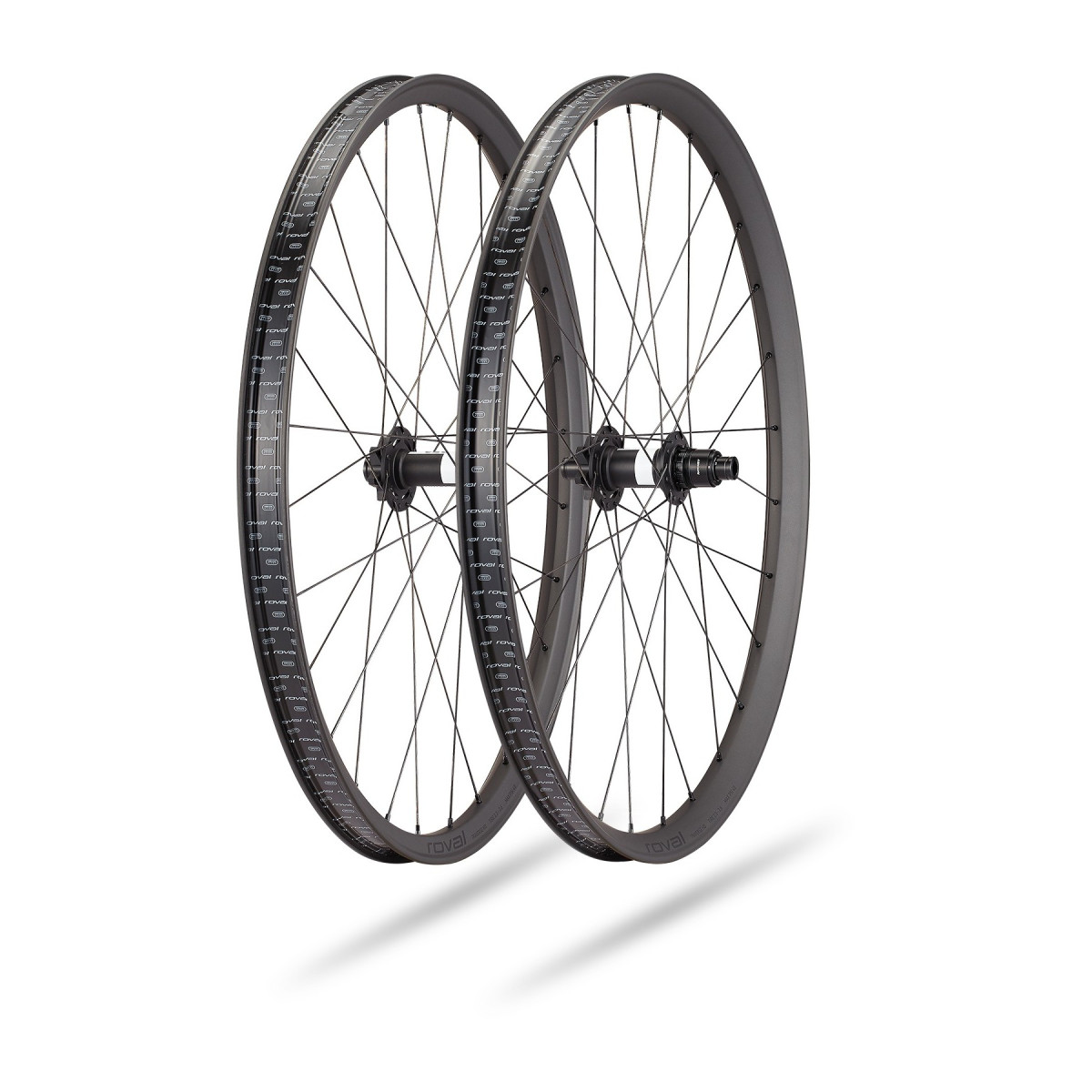 Roval Traverse HD 350  DEG 29" Carbon tagaratas