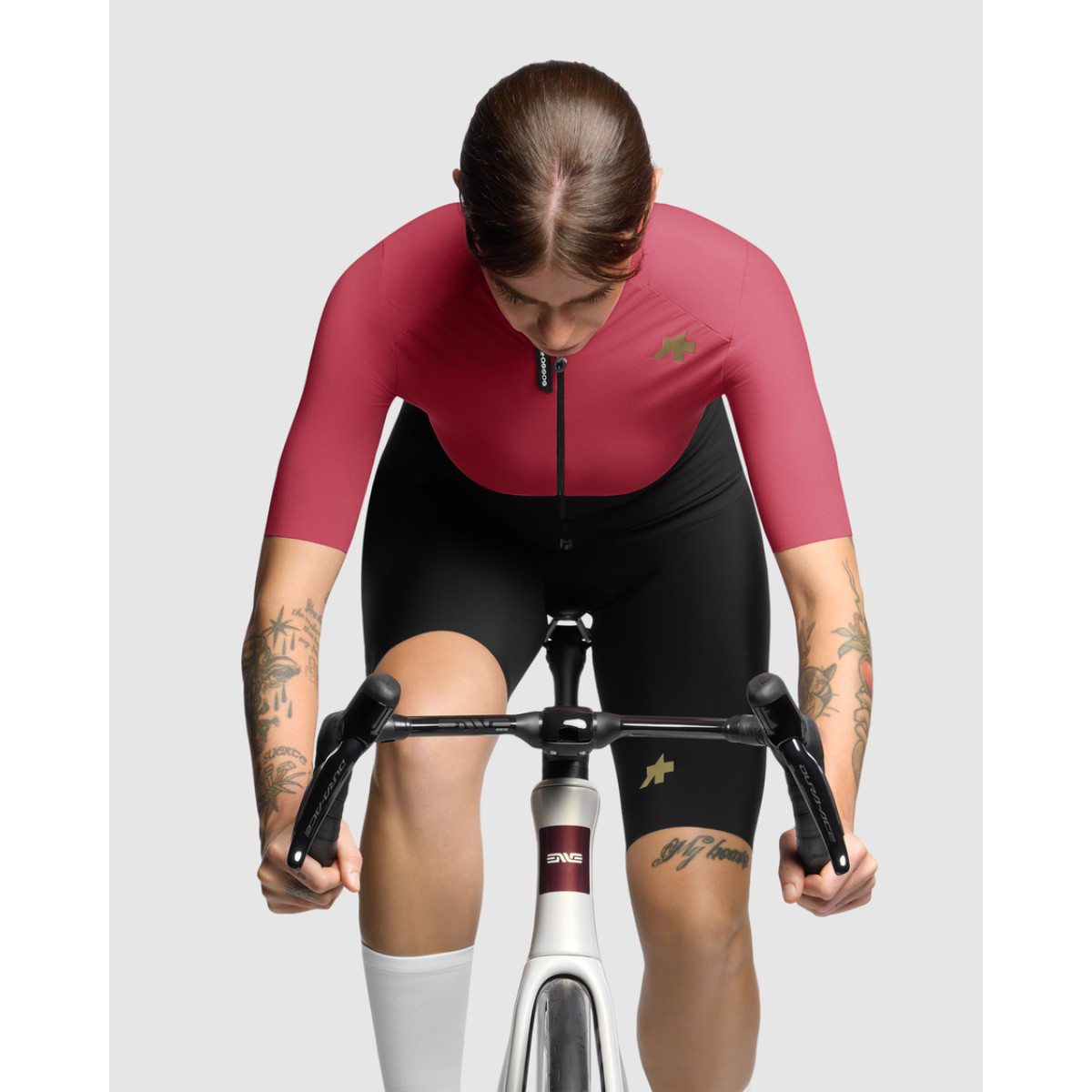 Assos Uma GTV S11 naiste jalgratturi särk | Deadly Berry