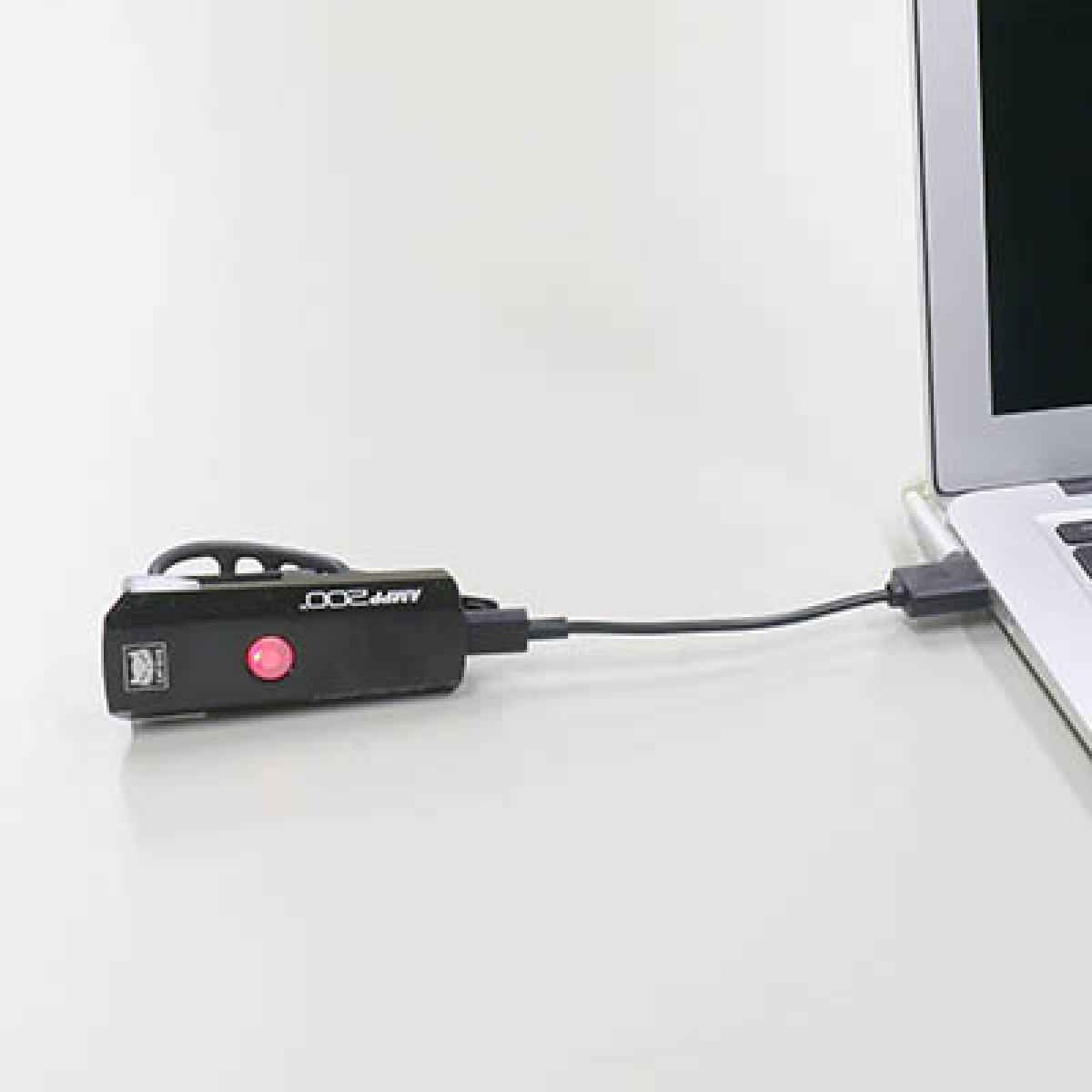 Cat Eye AMPP200 jalgratta esituli | USB-C