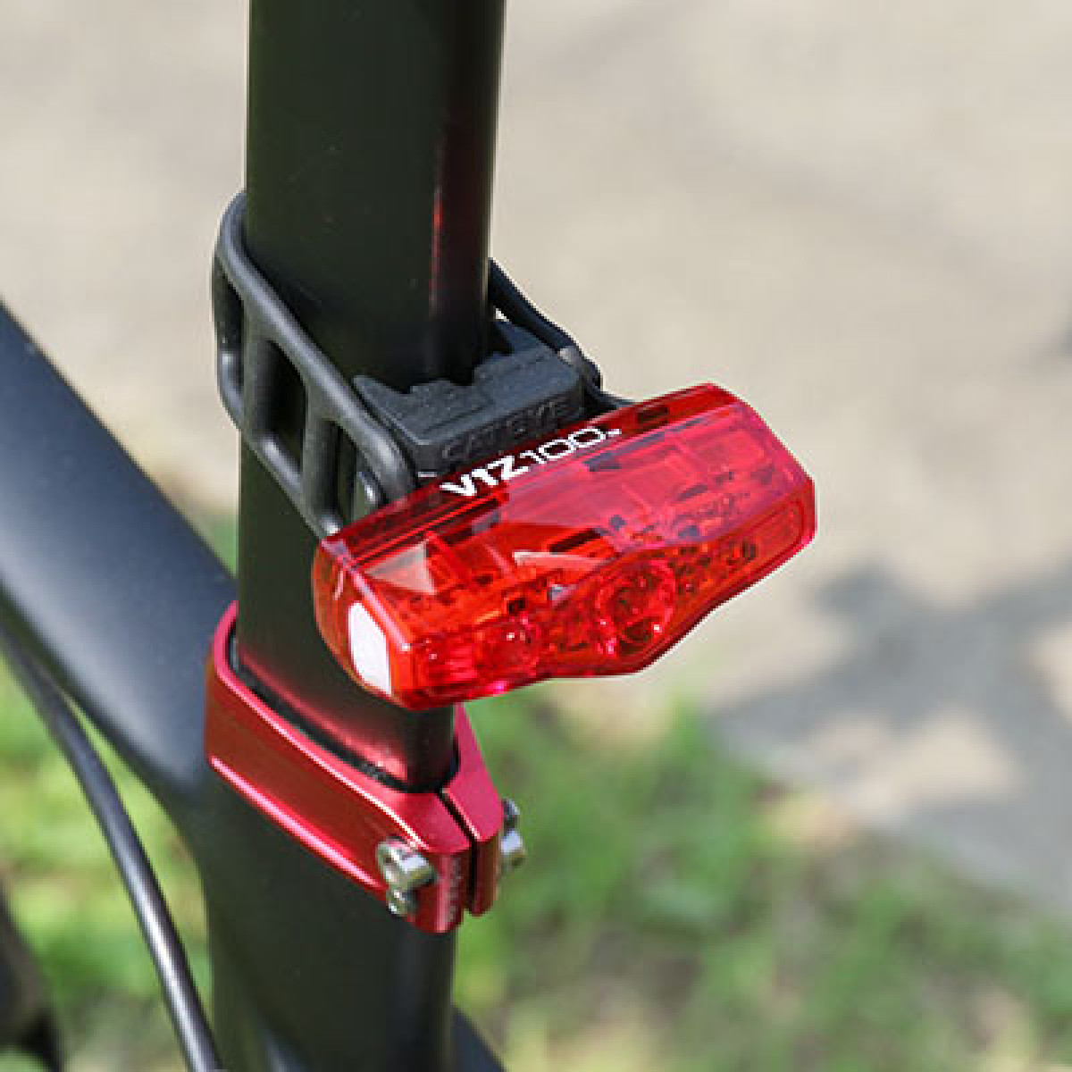 Cat Eye AMPP200 / ViZ100 velosipēdu lukturu komplekts | Micro USB