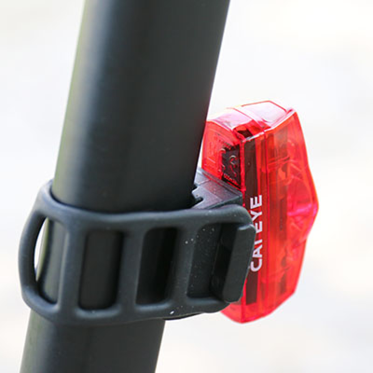 Cat Eye AMPP200 / ViZ100 velosipēdu lukturu komplekts | Micro USB