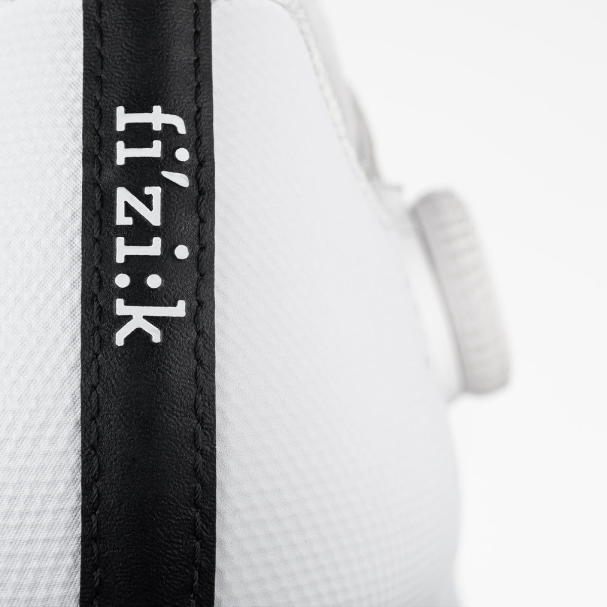 Fizik Tempo Decos Carbon Wide šosejas apavi | White - White