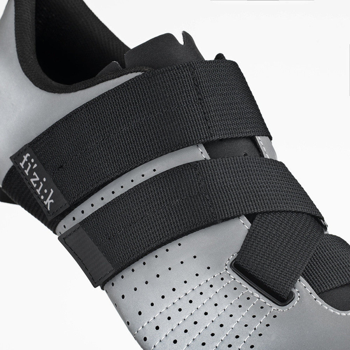 Fizik Tempo Powerstrap R5 Road Shoes | Grey - Black