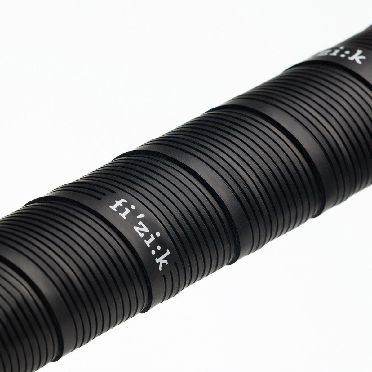 Fizik Vento Microtex Tacky lenksulint | Racefeel | 2 mm | Black