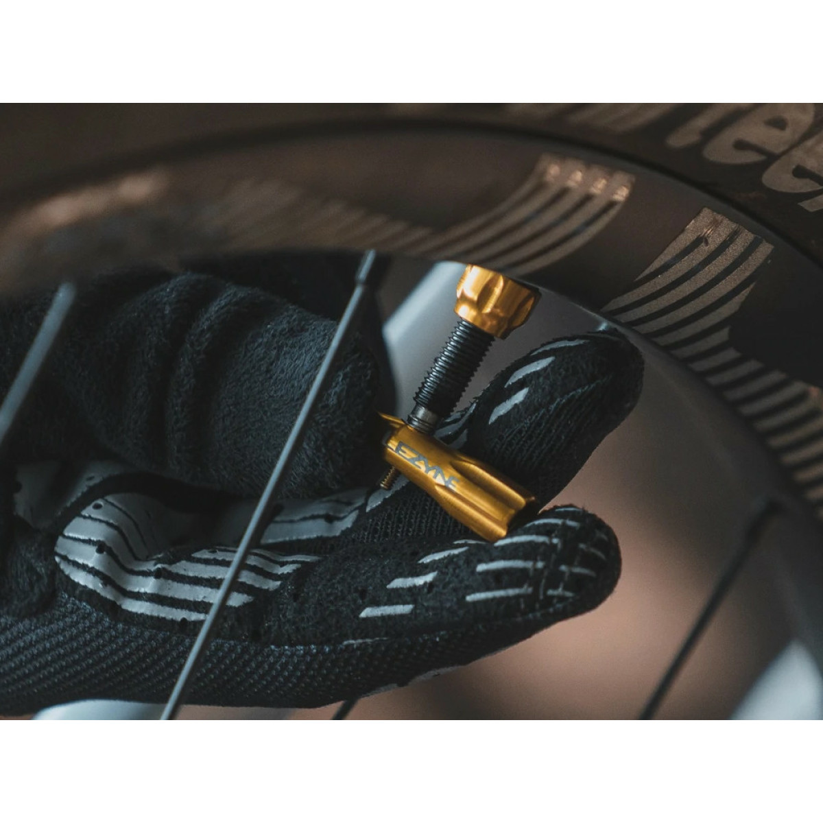 Lezyne CNC TLR ventiilikorgid | Gold