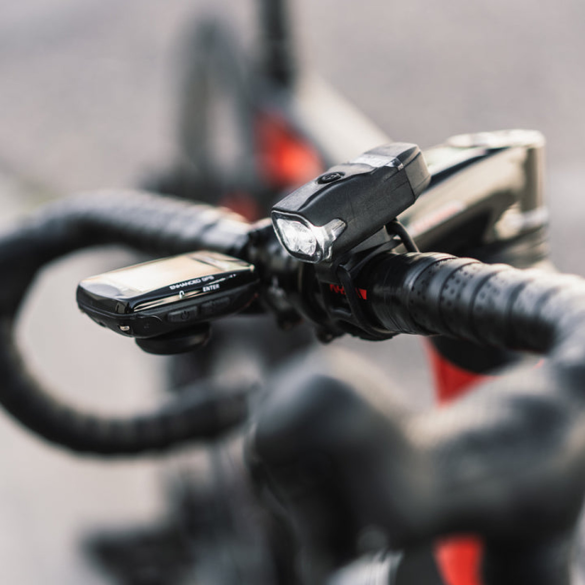 Lezyne KTV Drive Pro Smart velosipēdu lukturu komplekts