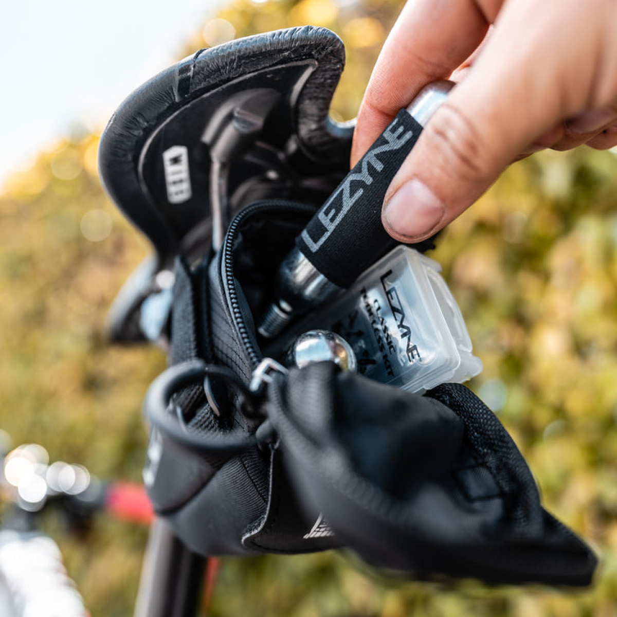 Lezyne M-Caddy bezmotora sēdekļa soma | 0,6 L