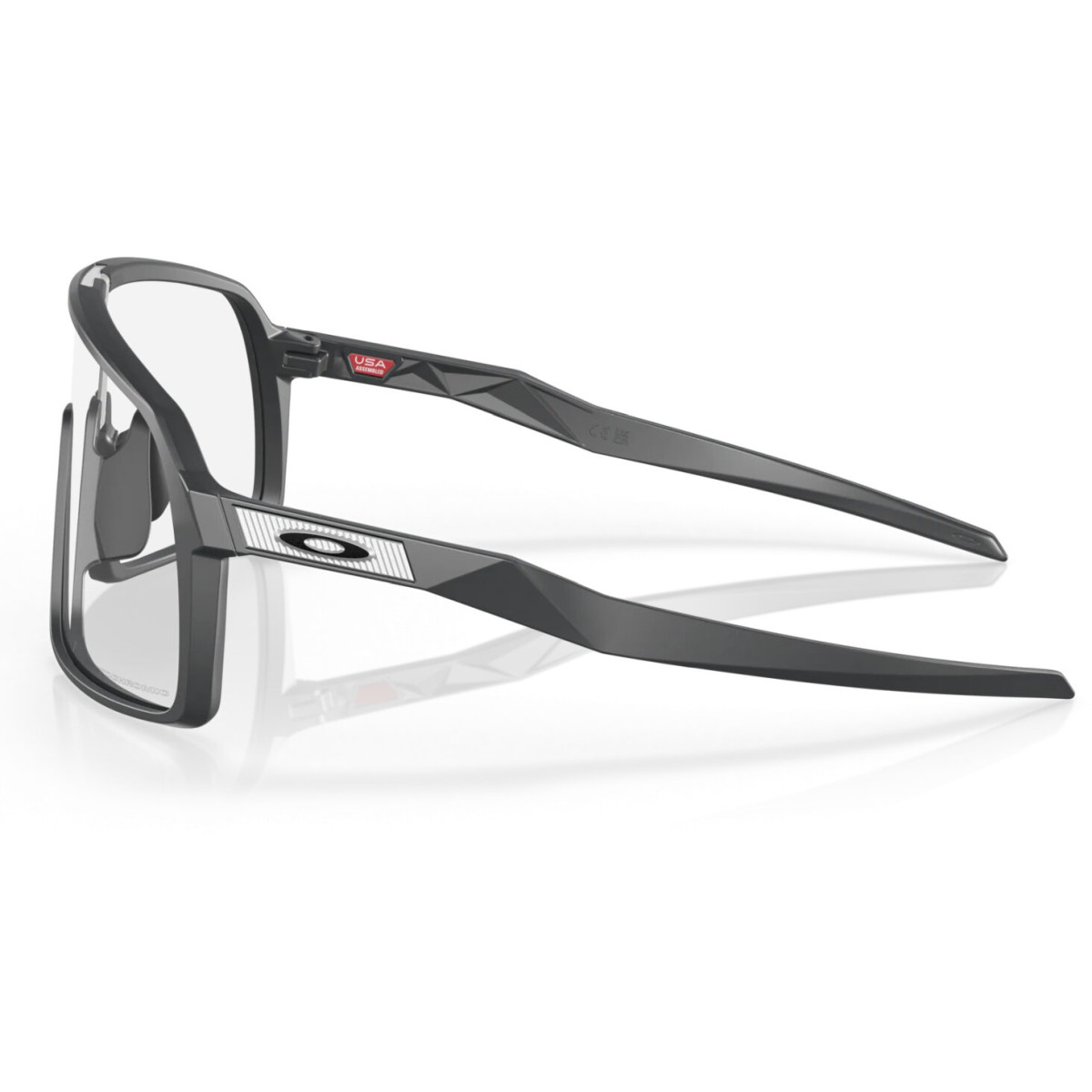 Oakley Sutro Sunglasses | Matte Carbon - Clear Photochromic