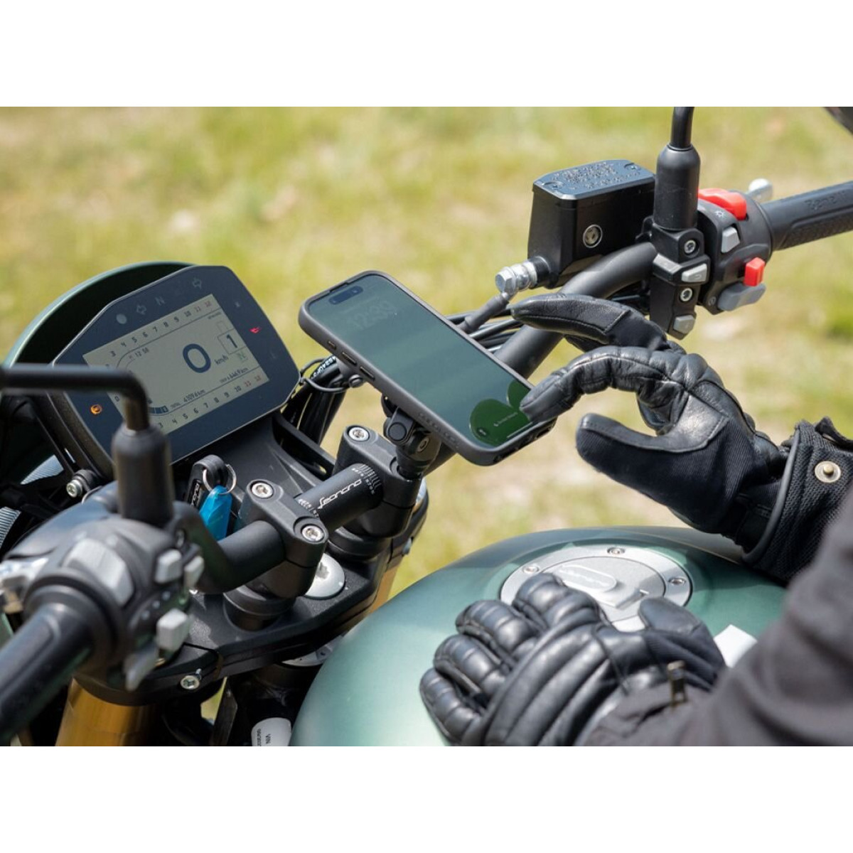 Quad Lock®® mootorratta - juhtraua klamber poltide kinnitus Pro