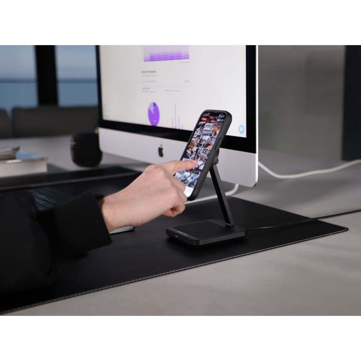 Quad Lock® MAG Dual Desktop juhtmevaba laadija
