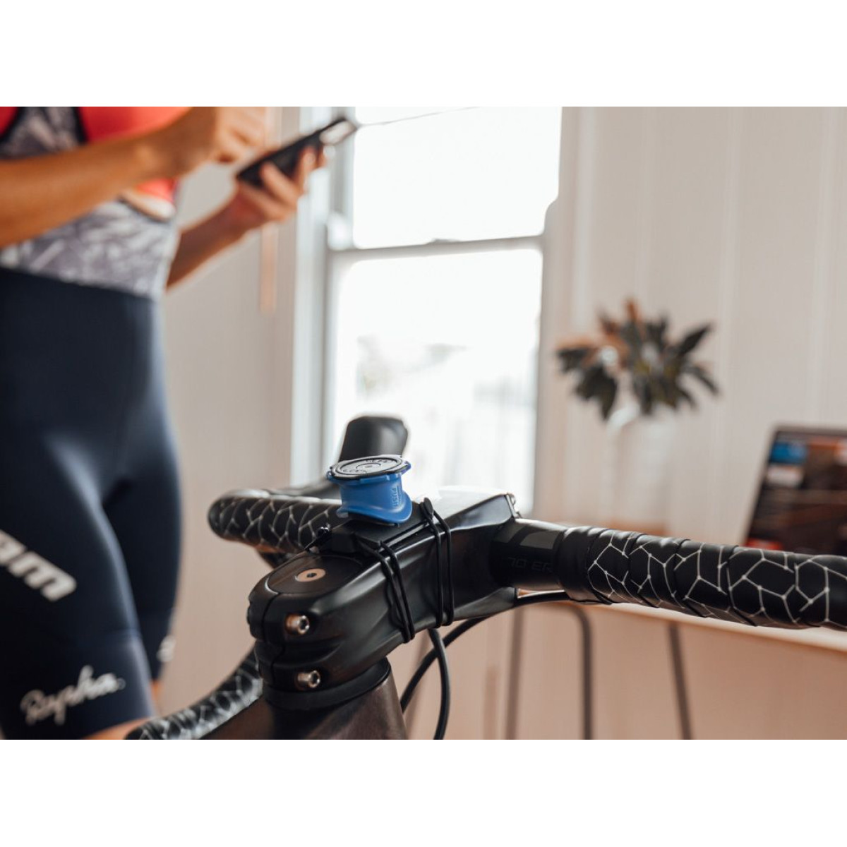 Quad Lock® Flat Bar adapter