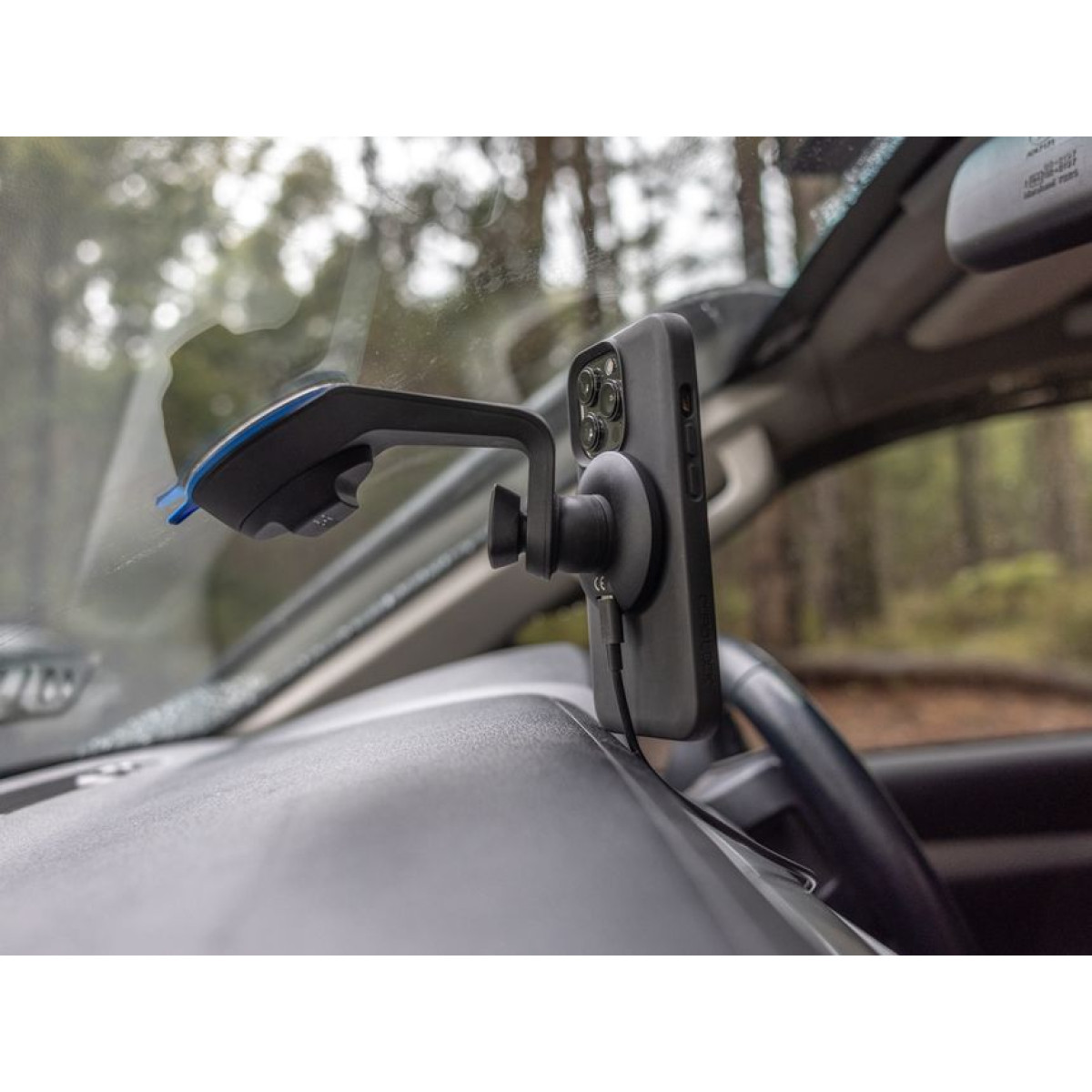 Quad Lock® v2 auto/laud - juhtmevaba laadimispea
