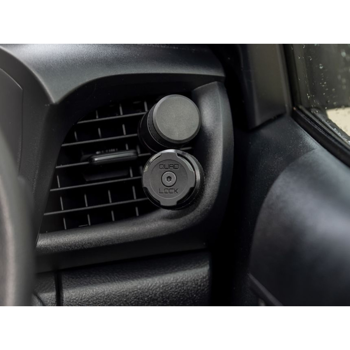 Quad Lock® Vent Mount