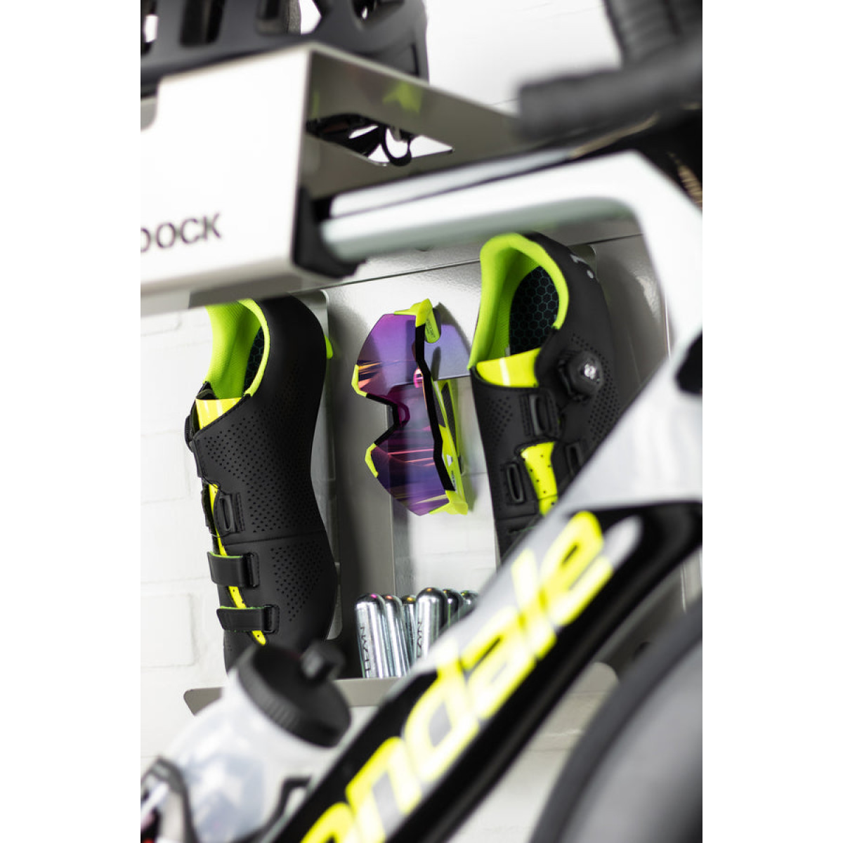 Stasdock Bike Wall Mount | Deep Silver