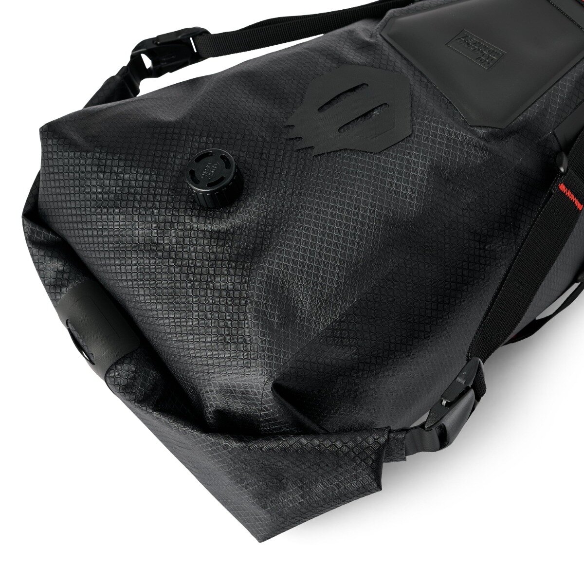 USWE Roll-Top sadulakott | 8 L