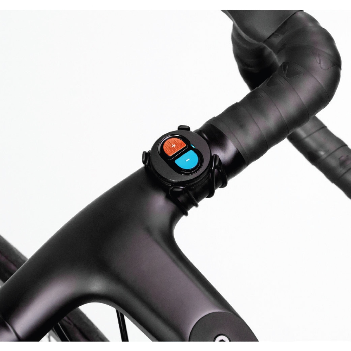 Wahoo KICKR CORE 2 jalgratta treeningrull | Zwift Cog and Click