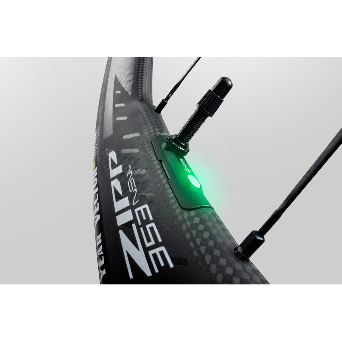 Zipp 303 SW Tubeless Disc Brake aizmugurējais ritenis