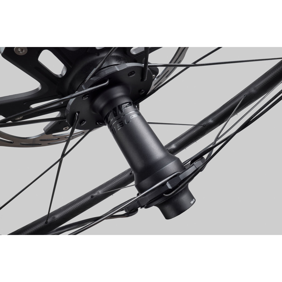 Zipp 303 SW Tubeless Disc Brake Front Wheel