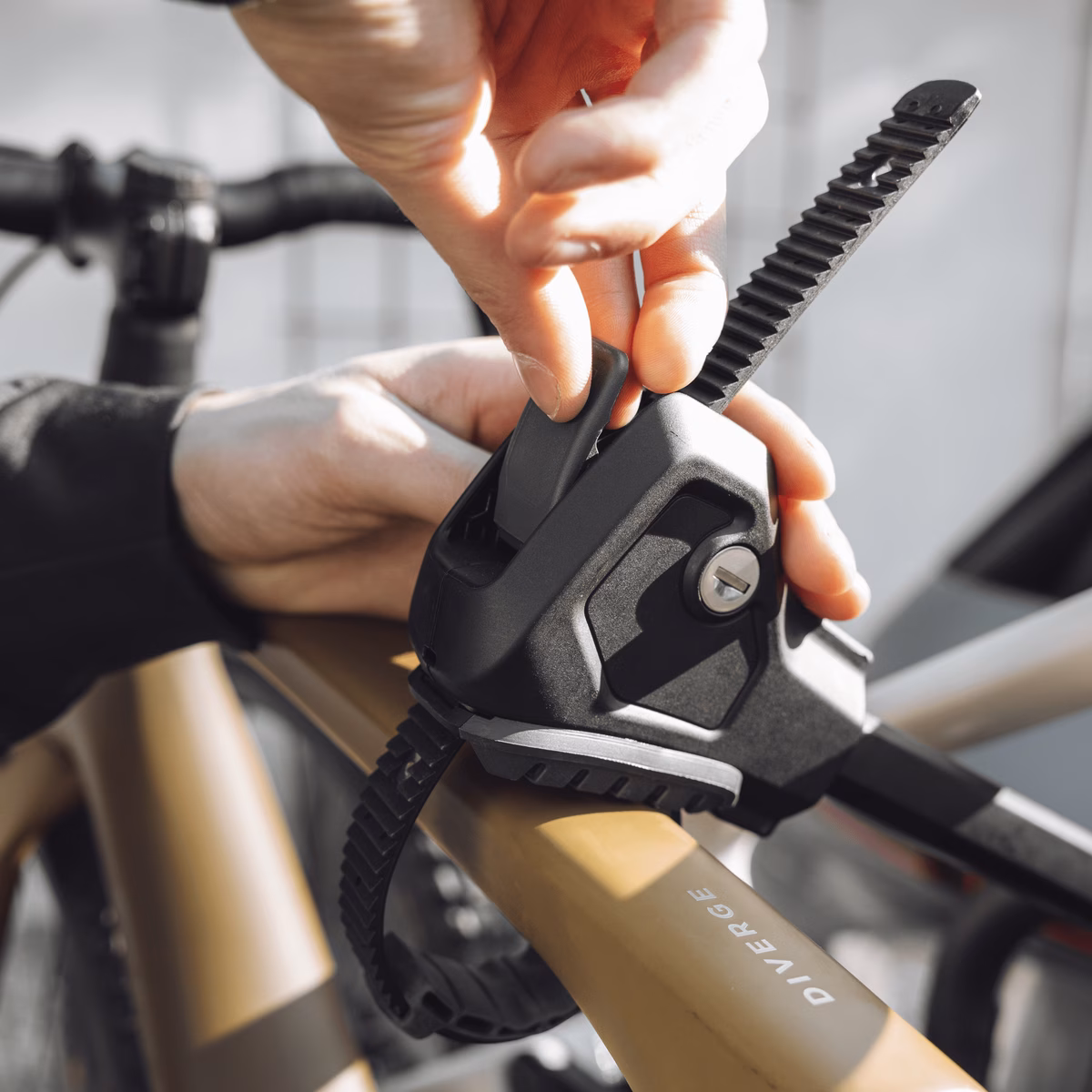 Thule EasyFold 3 veloturētājs | 2 velosipēdiem | Black